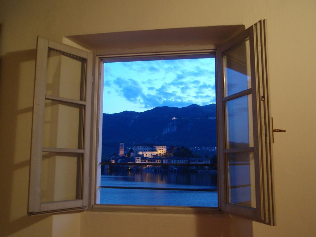 -Ortaflats- Appartamento L'Isola Orta San Giulio Room photo